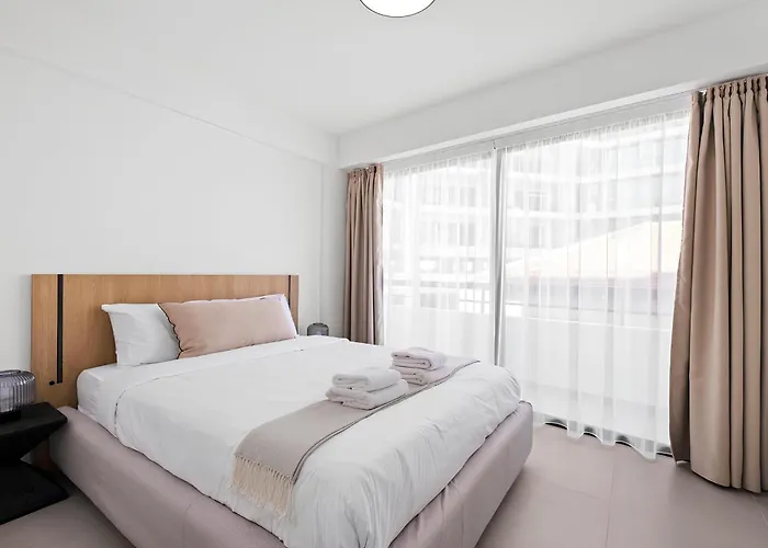 Finikoudes Marina View #201 Appartamento *